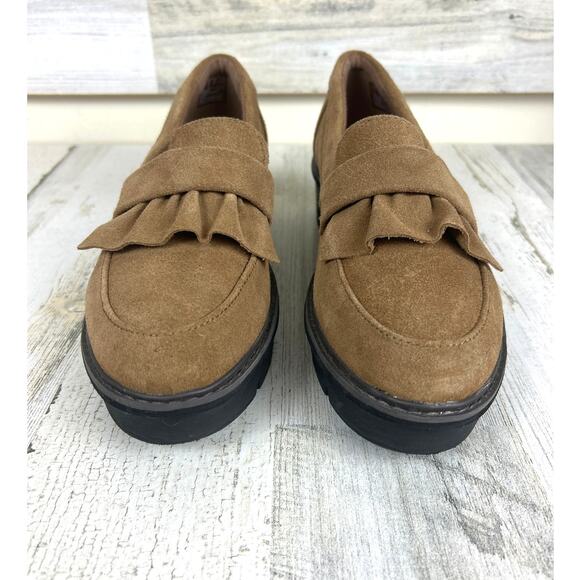 Clarks Women’s 8.5 Brown Leather Airabell Slip-On Platform Ruffle Loafers NEW - Picture 3 of 7